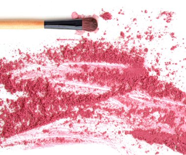 beyaz izole fırça ile ezilmiş göz farı