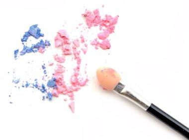 Beyaz arka plan üzerinde izole fırça ile pastel tonu kaptırdın ezilmiş