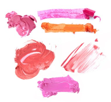 Beyaz arka plan üzerinde çeşitli ruj koleksiyonu