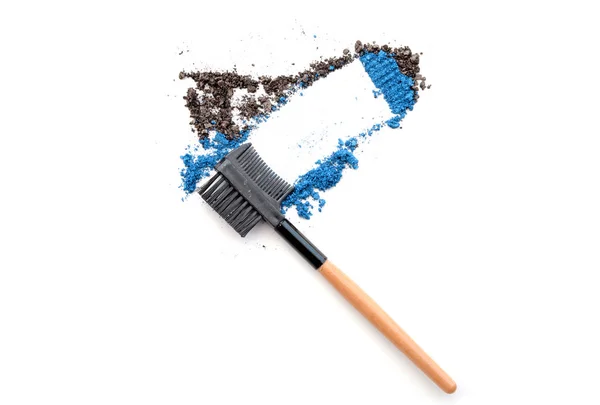 Make-up borstel met blauwe poeder — Stockfoto