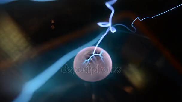 蓝色能量抽象的一瞥球形等离子体辐射电鳐 — 图库视频影像