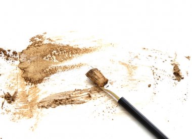 Makyaj. Beyaz altın rengi göz farı.