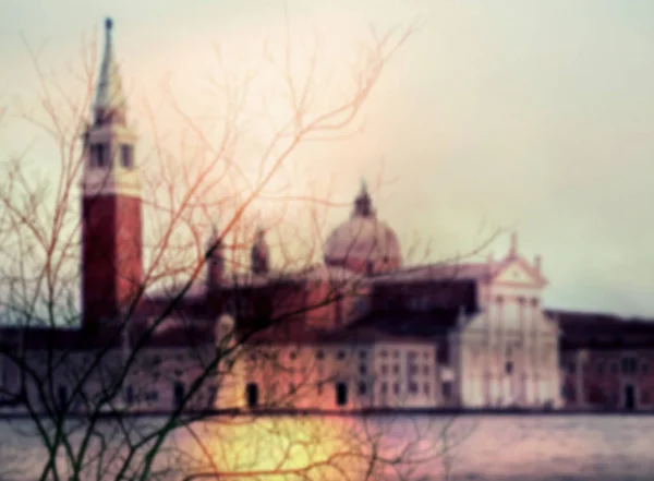 Wazig beeld van de zonsondergang in Venetië — Stockfoto