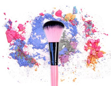 Karışık renkler ve allık kozmetik toz kadar yapmak