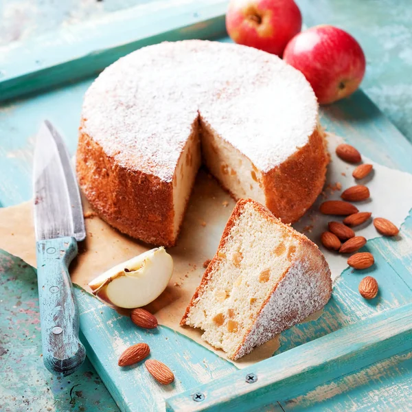 Pastel casero de manzana de almendras sin gluten — Foto de Stock