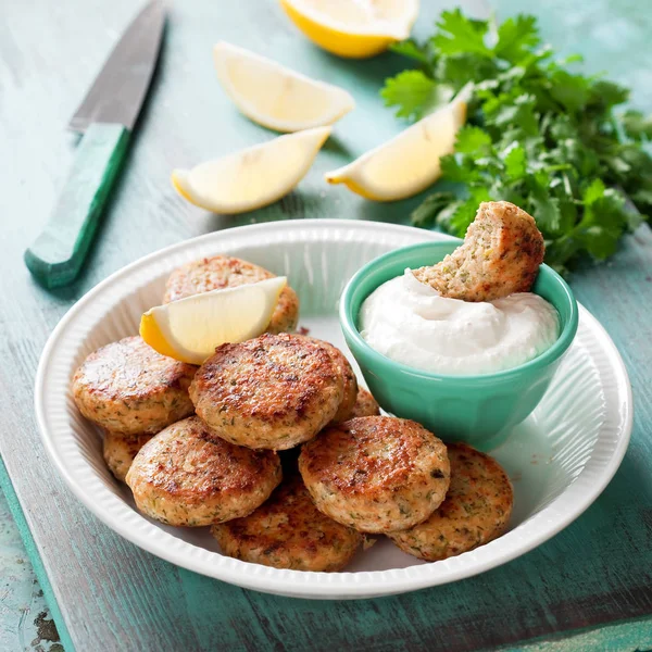 Polpette arrosto con salsa — Foto Stock