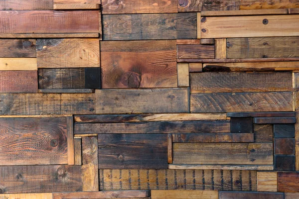 Tábuas de madeira manchadas e intemperizadas — Fotografia de Stock