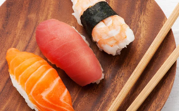Drie assortiment Nighiri sushi — Stockfoto