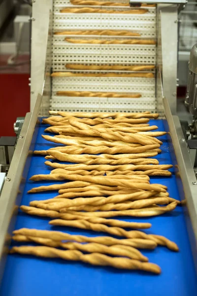 Automatic breadsticks packaging line — Stock Photo, Image