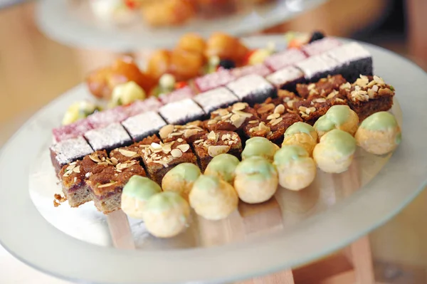 Assorted sweets displayed in a store — Stock Photo, Image