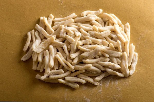 Pile of casserecce Italian pasta — Stock Photo, Image