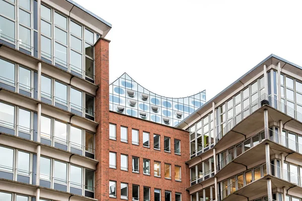Архитектурные детали зданий в Гамбурге — стоковое фото