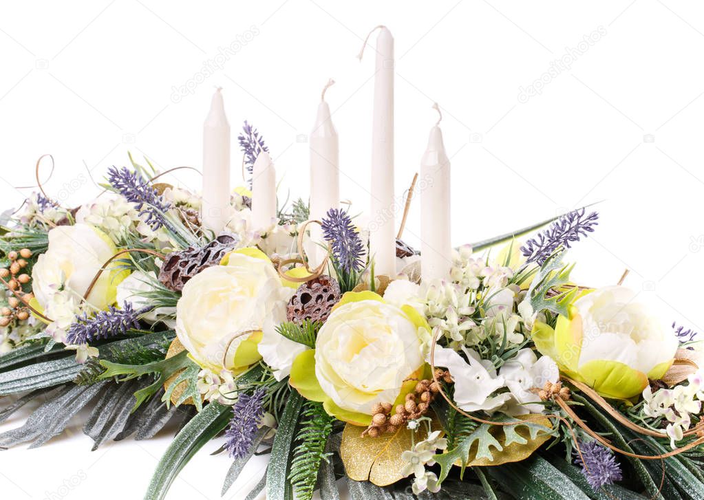 flower arrangement to greeting loved ones