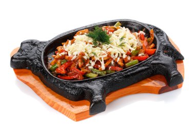 Bir tavada ızgara sebze