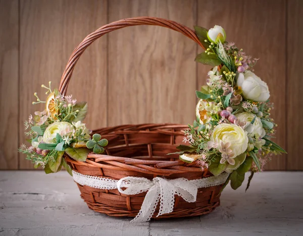 Designer wicker basket for celebration Easter — Stock Photo, Image