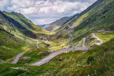 Ünlü Tranfagarasan road, Romanya.