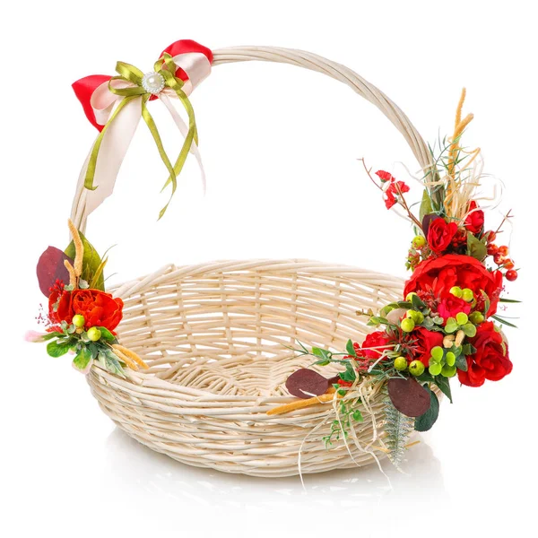 Kosz Wielkanocny Wykonany Naturalnych Winorośli Ręcznie Robionym Wystrojem Kolorze Czerwonym — Zdjęcie stockowe