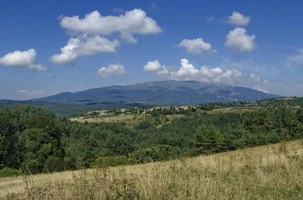 Panoramiczny widok z góry lato z wiosek Plana w góry Plana — Zdjęcie stockowe