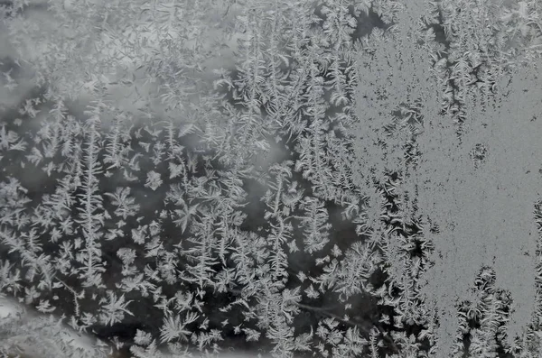 冬に凍る Zavet ブルガリア ヨーロッパでウィンドウの氷のような図から背景 — ストック写真