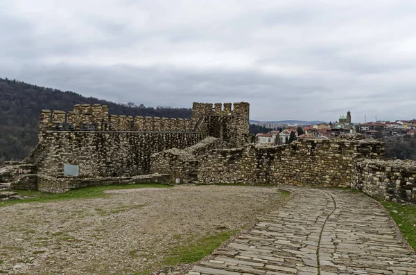 Vista Dentro Para Fora Entrada Principal Tsarevets Fortaleza Medieval Localizada — Fotografia de Stock