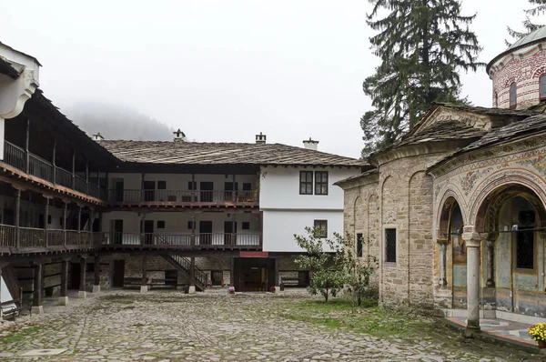 Mosteiro Troyan Bulgária Novembro 2019 Fragmento Dos Edifícios Residenciais Administrativos — Fotografia de Stock