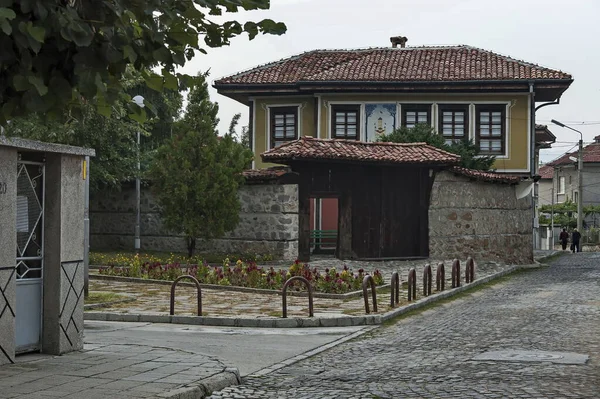 Panagyurishte Bulgaria September 2011 View Residential Neighborhood Old Houses Interestingly — Φωτογραφία Αρχείου