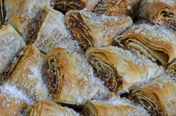 Geleneksel Bulgar balkabağı pastası - banitza, strudel veya tikvenik fırını, Sofya, Bulgaristan 