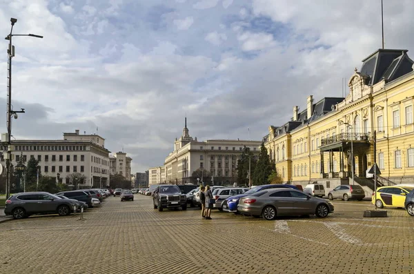 Sofia Bulgária Novembro 2019 Praça Central Cidade Com Edifícios Palácio — Fotografia de Stock