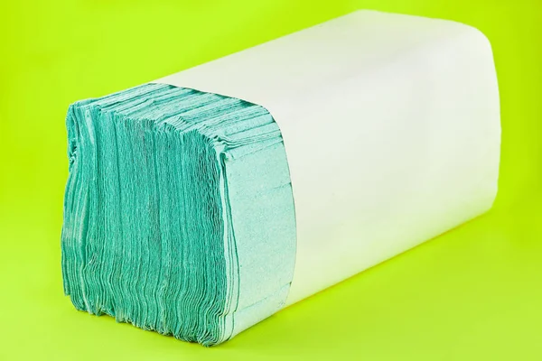 Кучка бумажных полотенец — стоковое фото