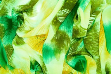 arka plan kumaştan yapılmış.