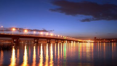 Volga Nehri üzerindeki köprü