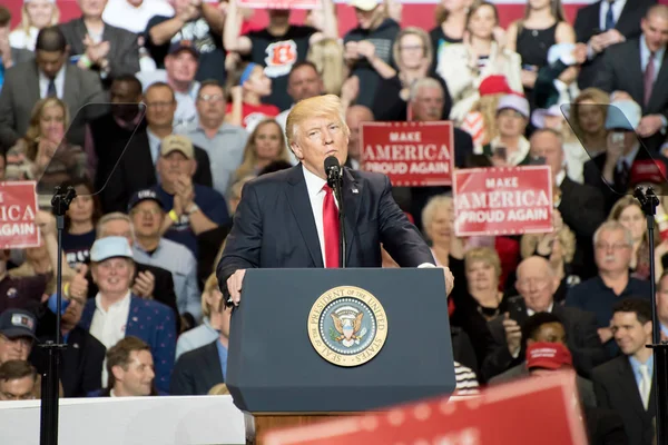 Başkan Donald Trump