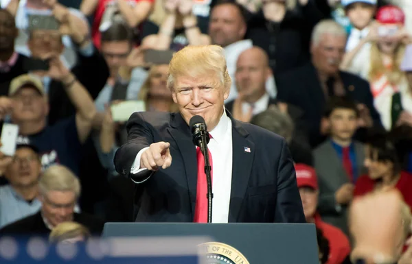 Başkan Donald Trump