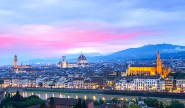 Floransa, gün batımında Itaty