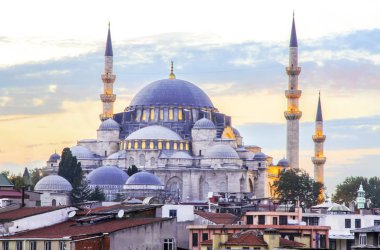 İstanbul 'daki cami, Türkiye' nin başkenti