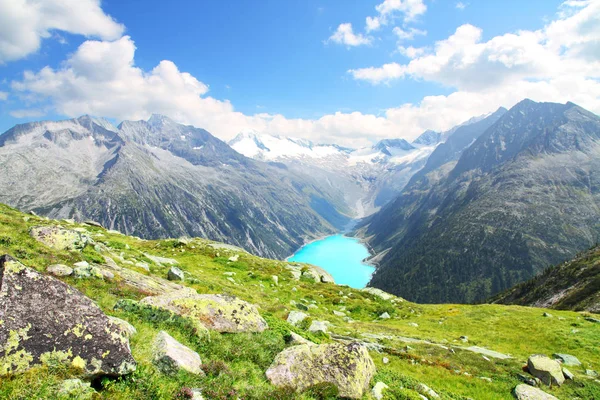 Avusturya Alpleri Nde Yaz Mevsiminde Turkuaz Güzel Bir Göl — Stok fotoğraf