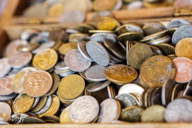 Farklı ülkelerden bozuk paralar