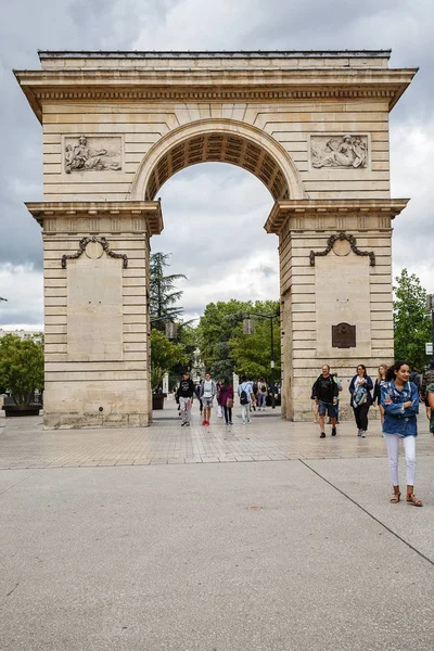 Darcy square and the arch of Port Guillaume — 图库照片
