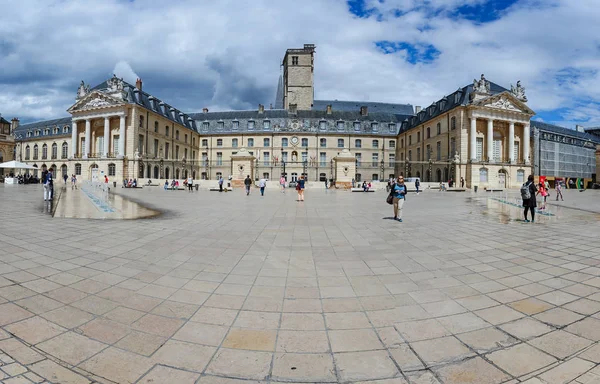 Palacio de los Duques y Fincas de Borgoña — Foto de Stock