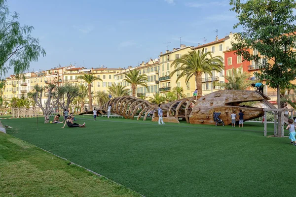 Promenade du Paillon - urban park in Nice, France — Stock Photo, Image