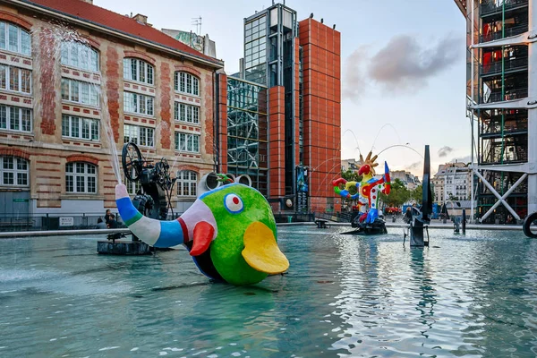 Strawinsky-Brunnen in Paris — Stockfoto