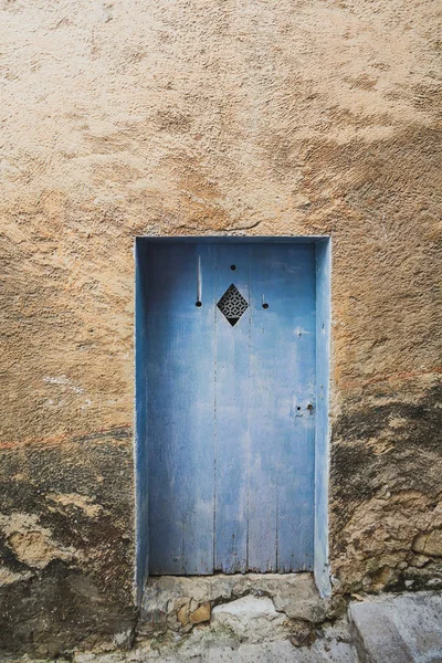 Staré dveře z modrého dřeva — Stock fotografie