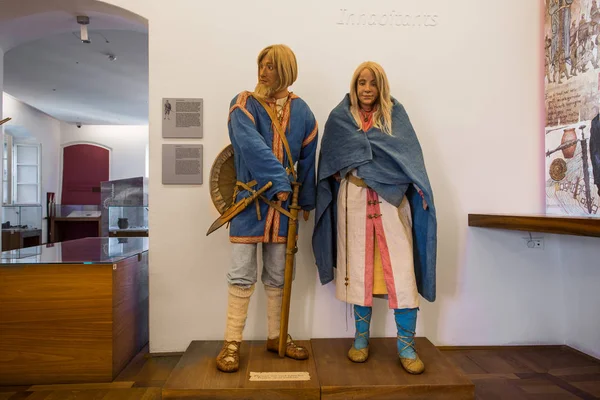 Statue di contadini al museo del Castello di Bled — Foto Stock