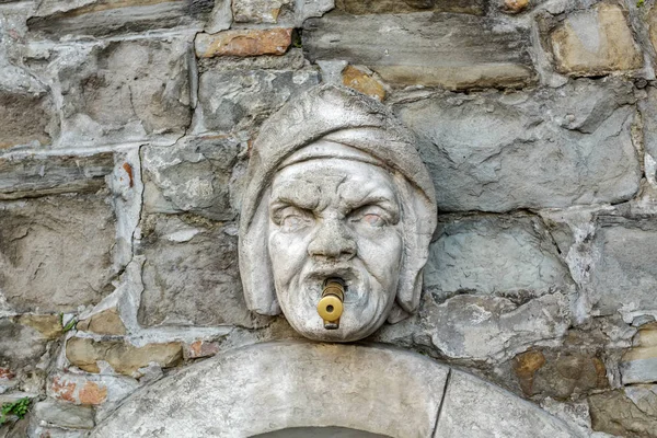 Fontaine à boire à Koper — Photo