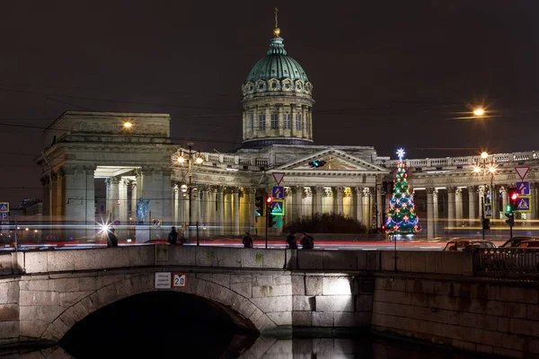 Καθεδρικός Ναός Καζάν Στην Αγία Πετρούπολη Νύχτα Πριν Από Χριστούγεννα — Φωτογραφία Αρχείου