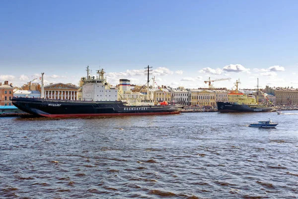 Petersburg Russia May 2015 Russian Ice Breakers Mudyug Ivan Kruzenshtern — Stock Photo, Image