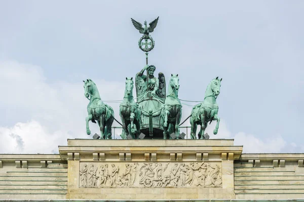 ヨーロッパのベルリン市にあるブランデンブルク門 ドイツの首都 — ストック写真