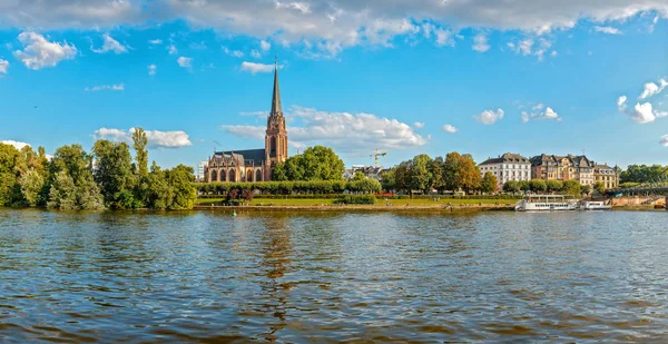 Folyó Main Rakpart Templom Három Király Frankfurt Main Németország — Stock Fotó