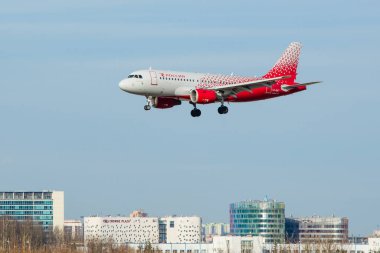 Saint Petersburg, Rusya - 09 Nisan 2017: Boeing 737 500 Vq Bpp havayolu Utair Havacılık.
