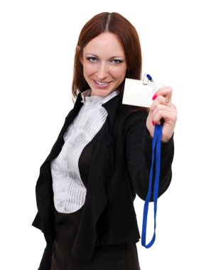 Sevimli genç iş kadını beyaz izole küçük rozetli closeup portresi